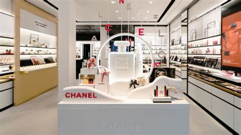 kapper chanel poederoijen|Chanel .